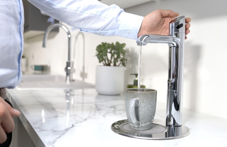  ZIP WATER LAUNCHES TOUCH-FREE BOILING, CHILLED AND SPARKLING HYDROTAP 
