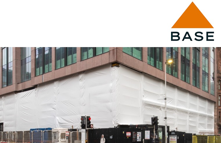 BASE STRUCTURES INSTALLS TEMPORARY WEATHER SCREENING TO ADAPT TO FAST-MOVING BUILDING PROJECT 
